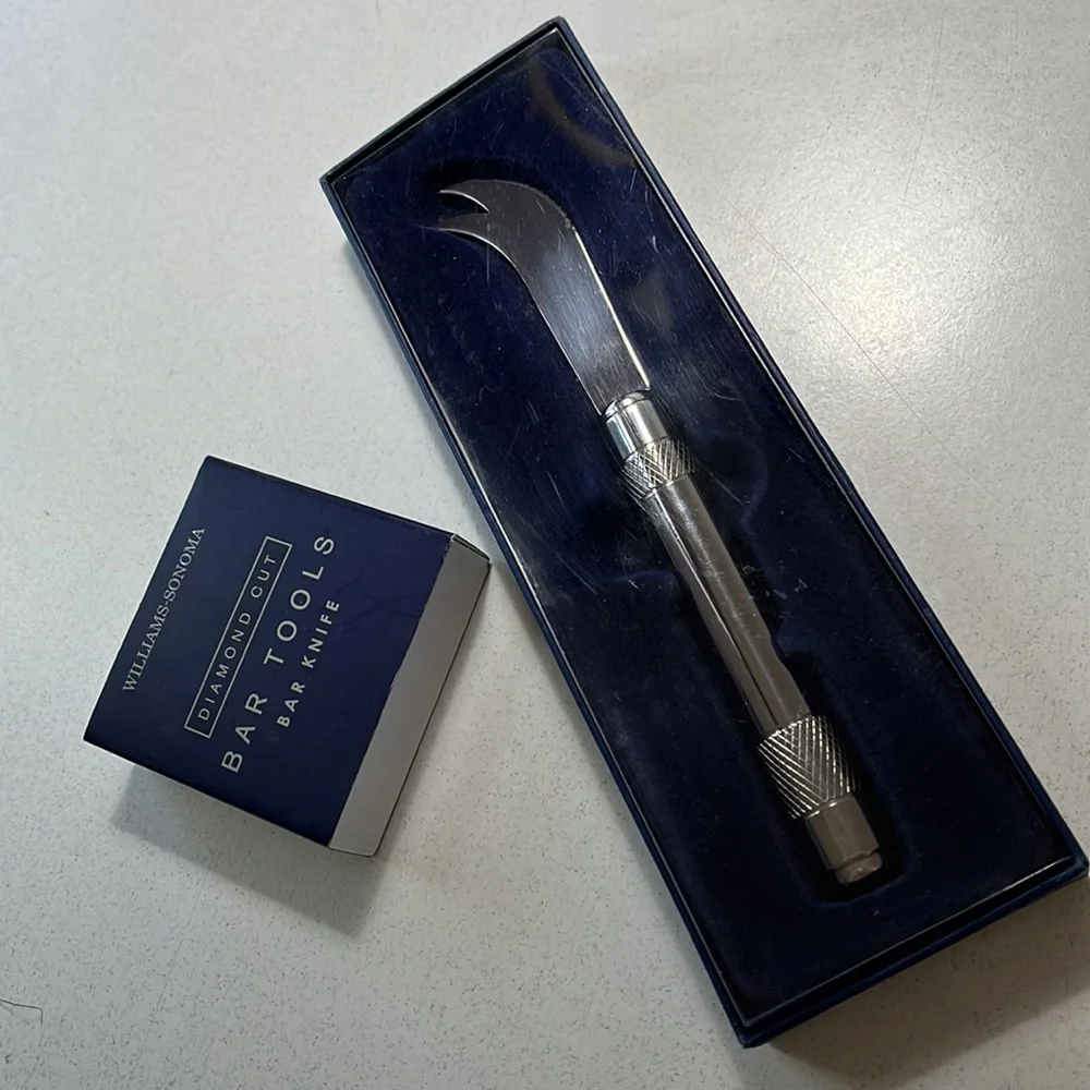 WILLIAMS- SONOMA Diamond Cut Bar Tools Bar Knife